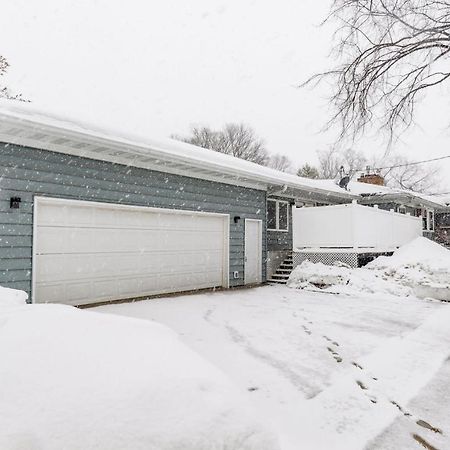 New Remodeled Townhome In Central Fargo Bagian luar foto